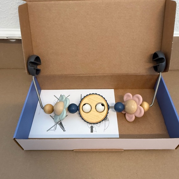 NIB Baby Bjorn Bouncer Balance Soft Beige - Picture 9 of 15